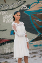 Konfirmationskjole Josephine – chiffon og blonde