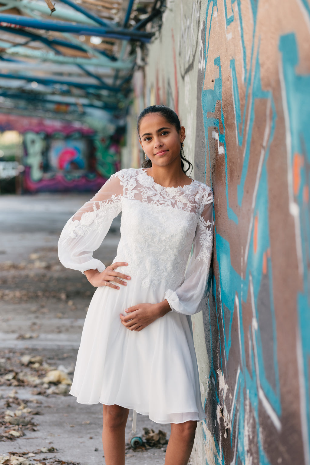 Konfirmationskjole Josephine – chiffon og blonde
