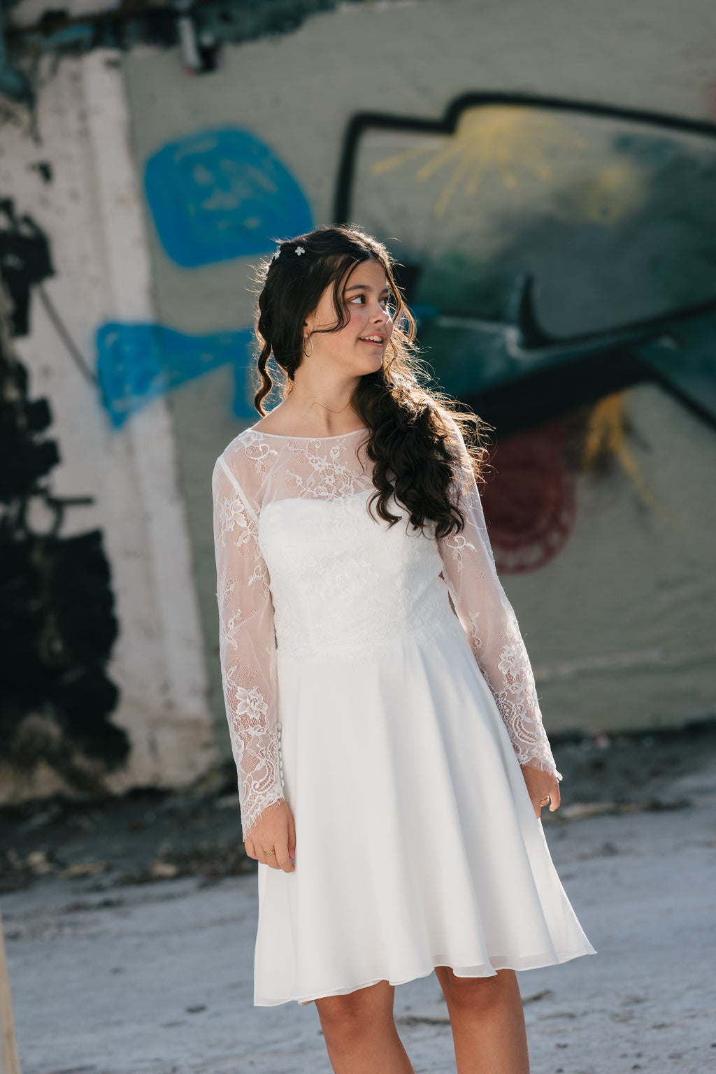 Konfirmationskjole Clara – chiffon og blonde