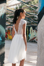 Konfirmationskjole Amelia – chiffon og blonde